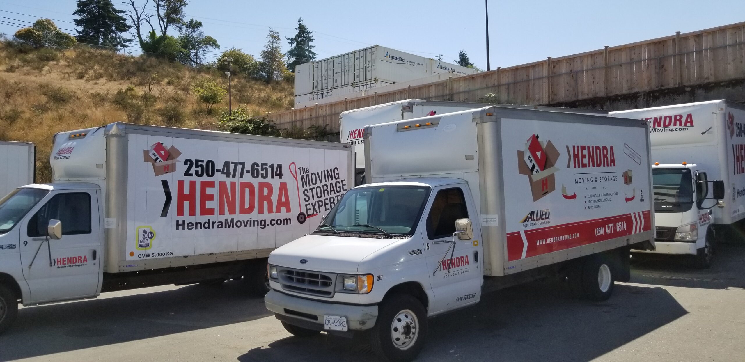 Hendra Moving trucks on the road